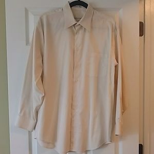 MensDress shirt